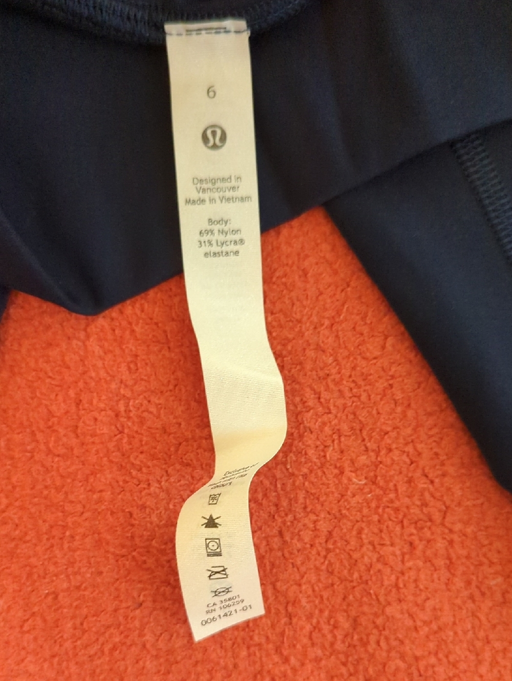 lululemon athletica True Navy Wunder under High-Rise 28" Leggings NWT - Picture 8 of 8